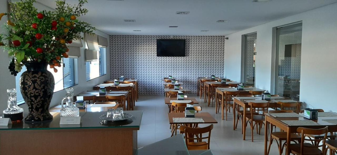 Guines Palace Hotel Patrocinio Luaran gambar