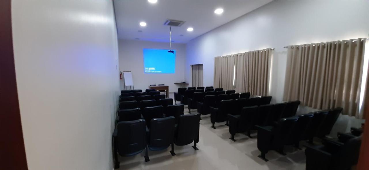 Guines Palace Hotel Patrocinio Luaran gambar